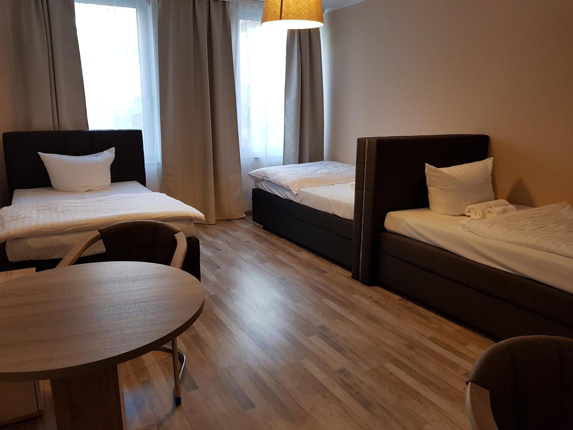 Фото Hotel-Residenz Oberurseler Hof