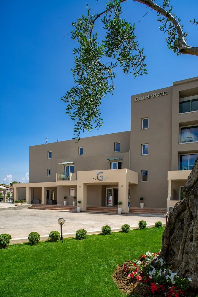 Фото CNic Gemini Hotel