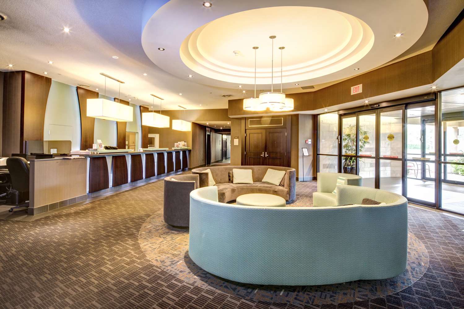 Фото Best Western Plus Guildwood Inn