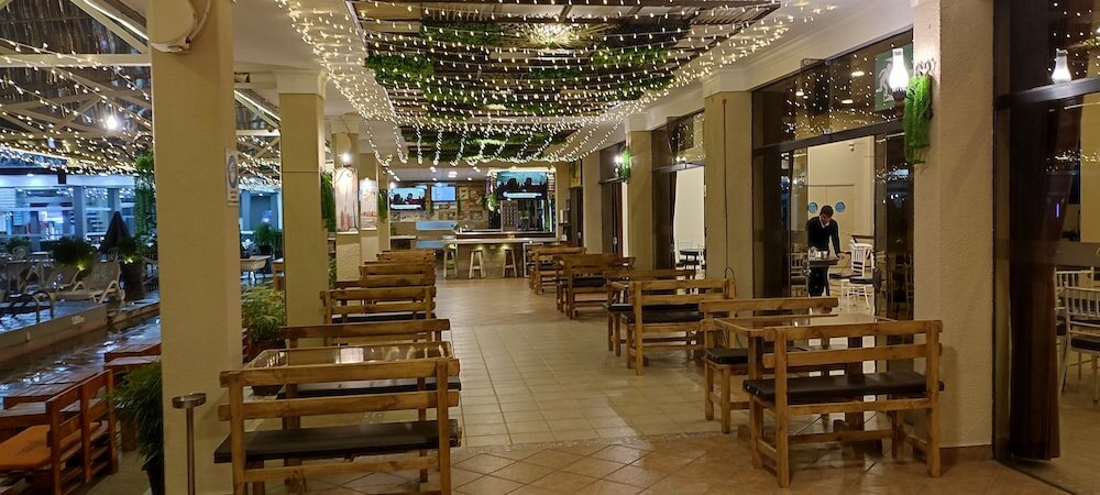 Фото Hotel Los Ceibos