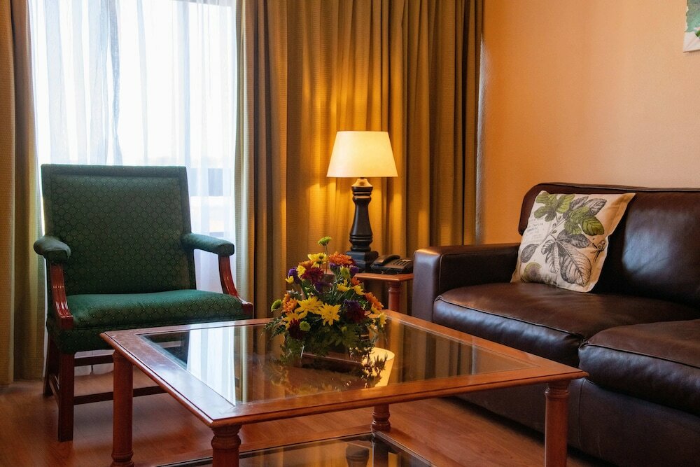 Фото Bon Hotel Bloemfontein Central