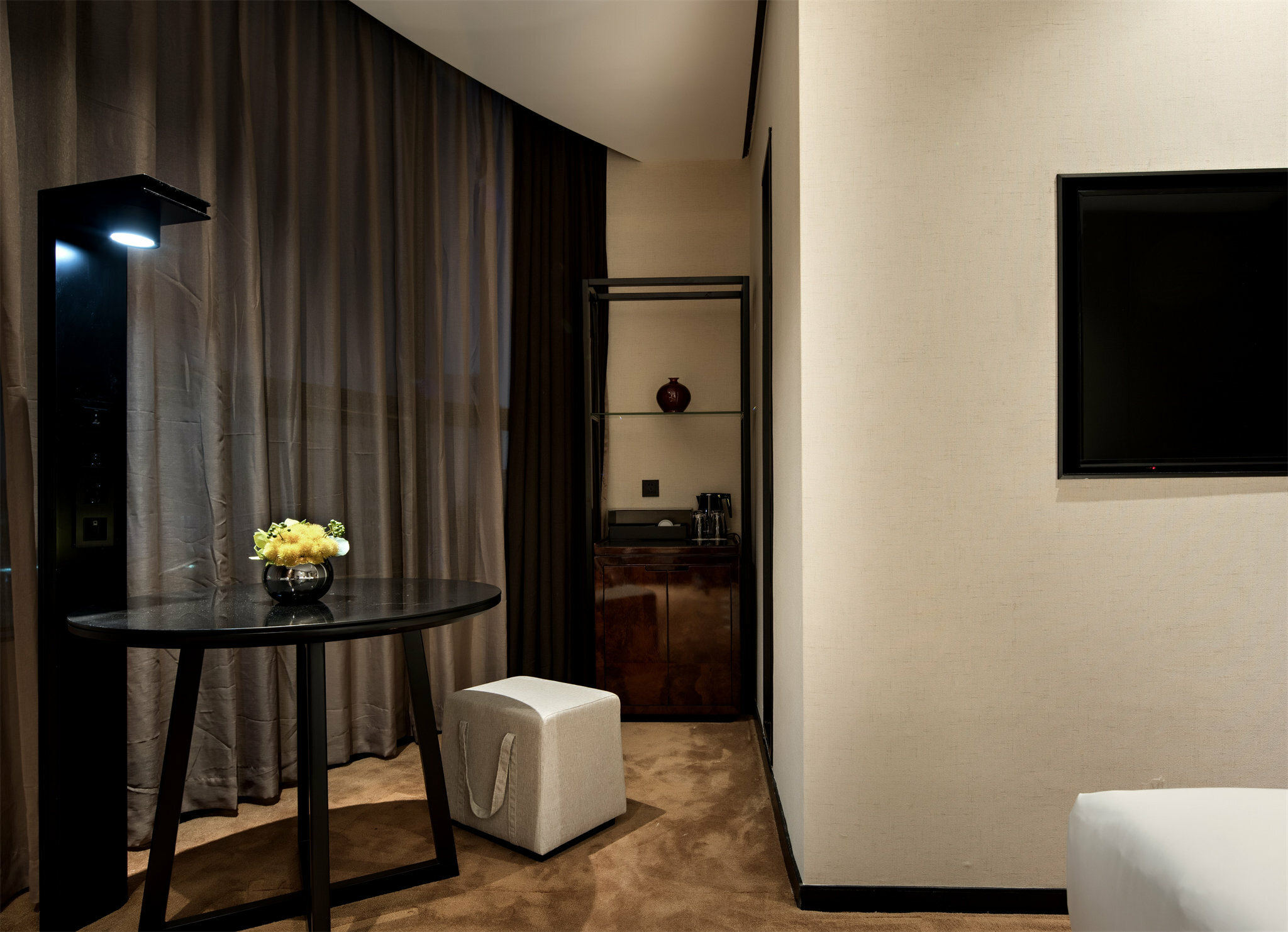 Фото Paco Hotel Chebeinan Metro Guanghzou