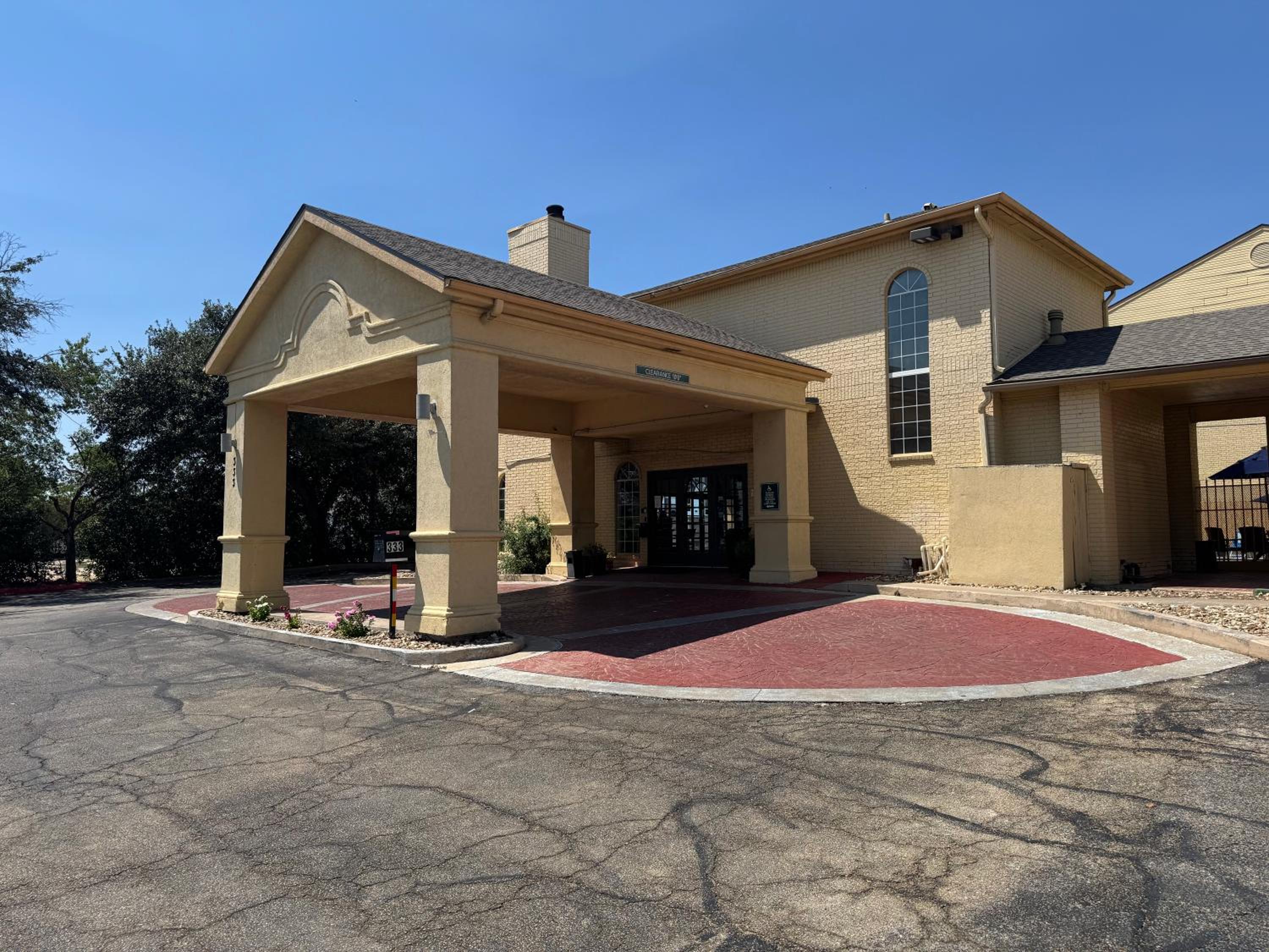 Фото Days Inn by Wyndham Georgetown