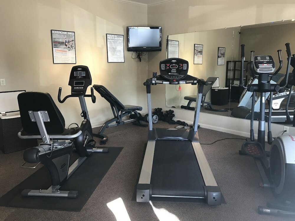 Фото Aggie Inn, Ascend Hotel Collection