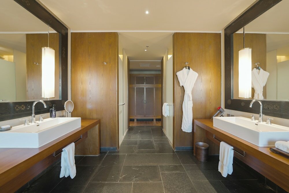 Фото The St. Regis Lhasa Resort