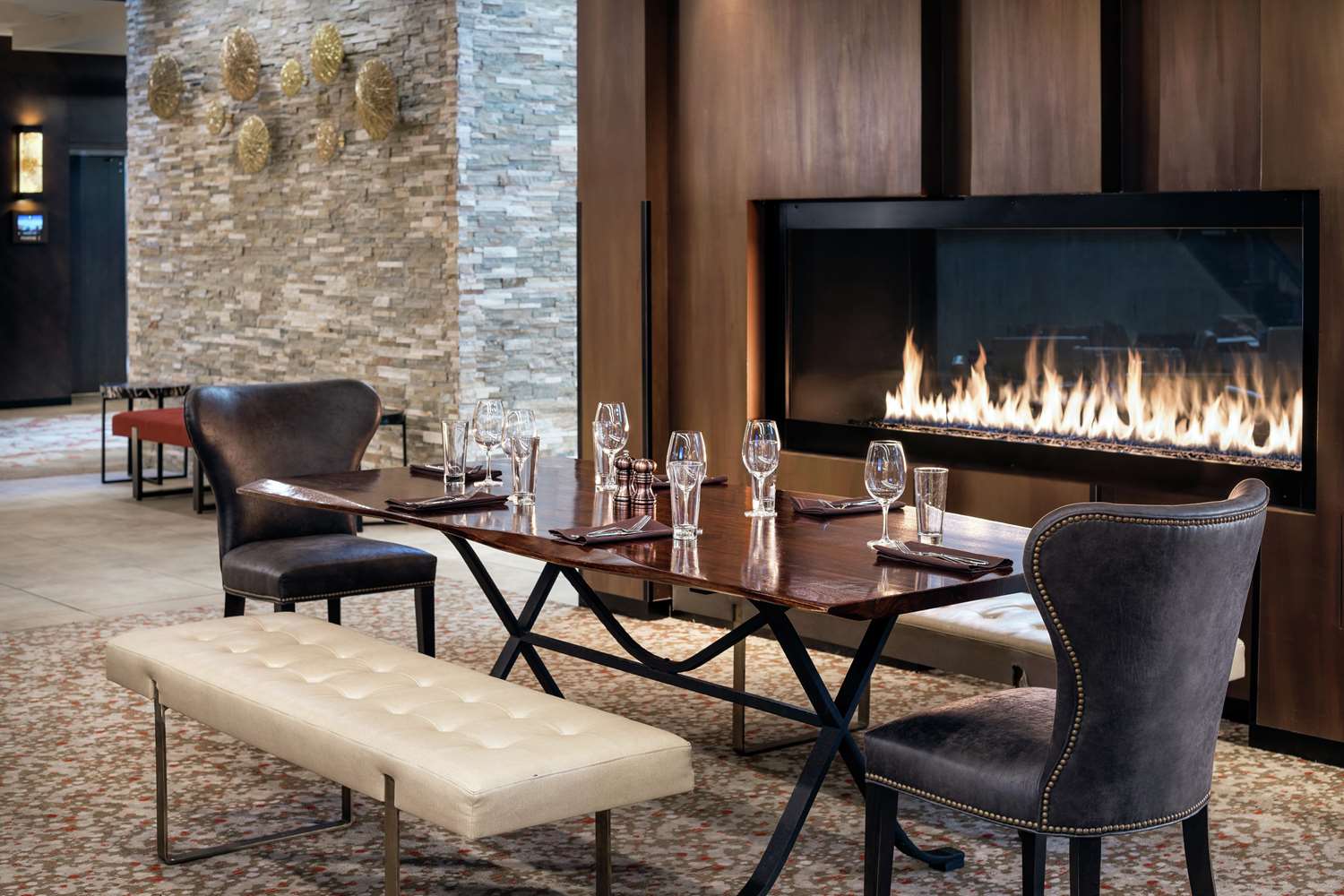 Фото Hilton Denver City Center