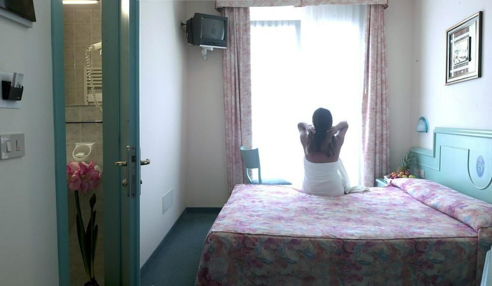 Фото Salus Smart & Chic Hotel