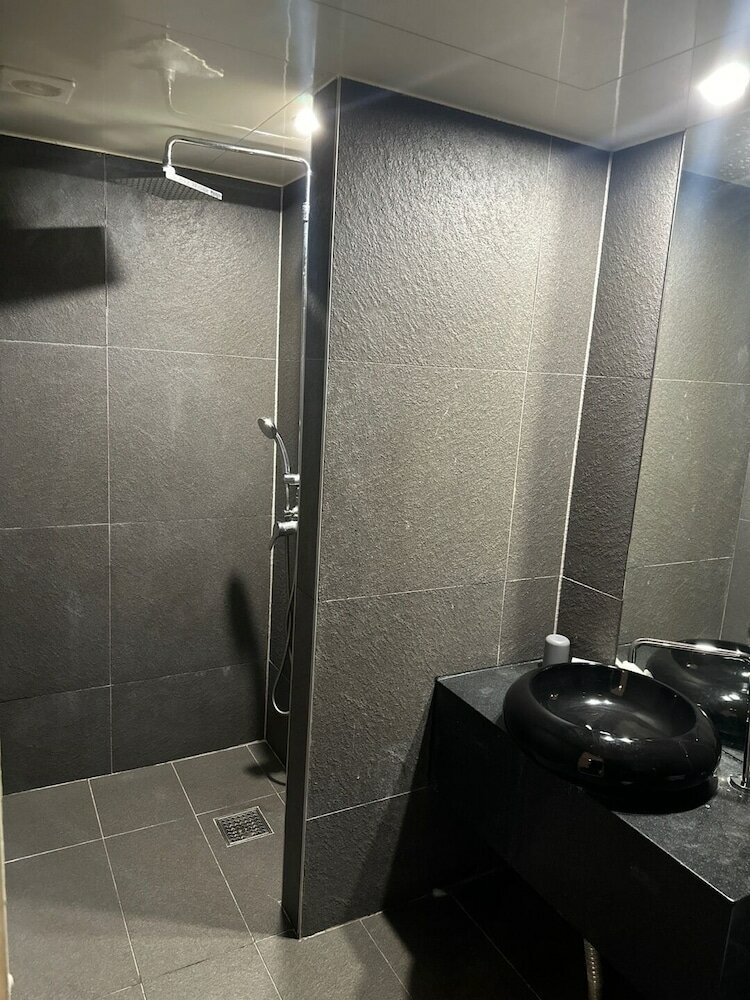 Фото Gaeul Sinchon