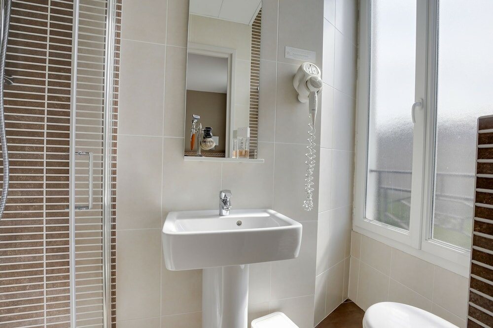 Фото Hôtel du Printemps