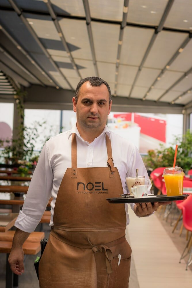 Фото Hotel Lirak