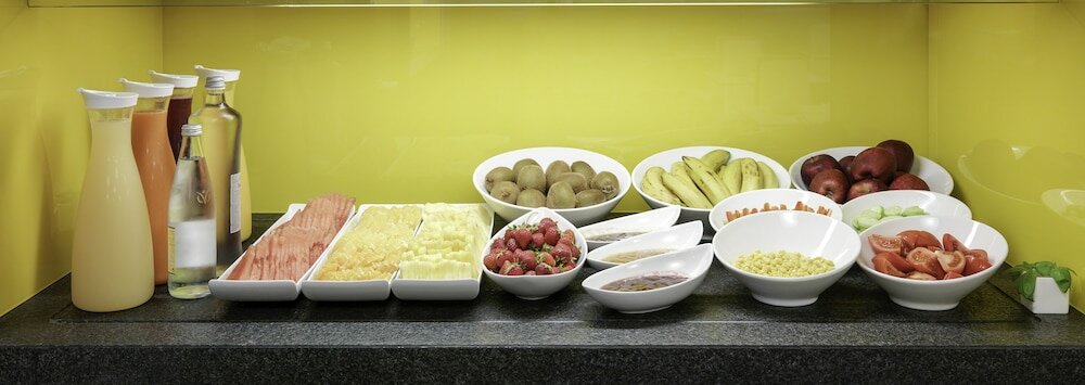 Фото H10 Urquinaona Plaza