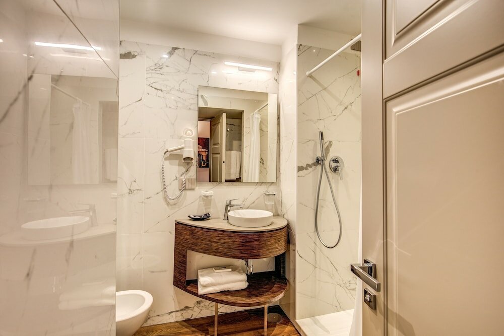 Фото Al Manthia Hotel