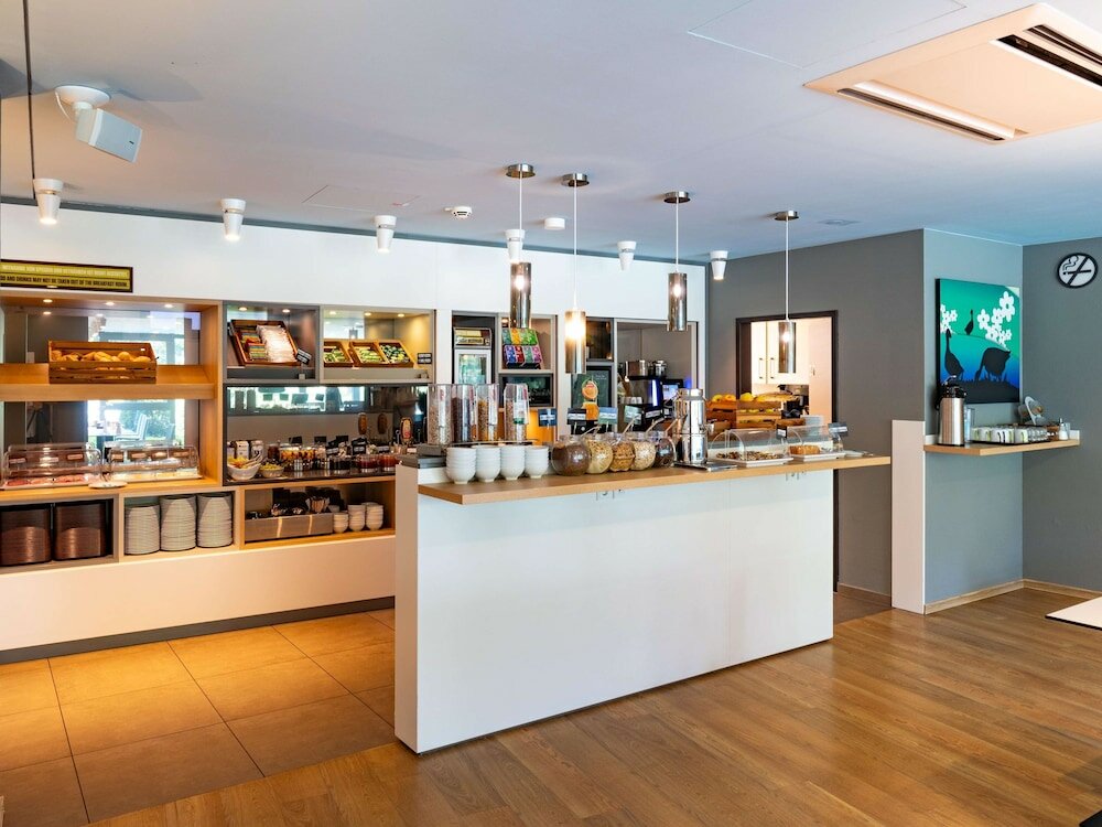 Фото B&b Hotel Göttingen-City