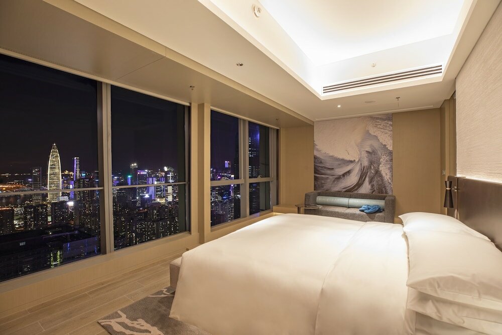 Фото Renaissance Shenzhen Bay Hotel