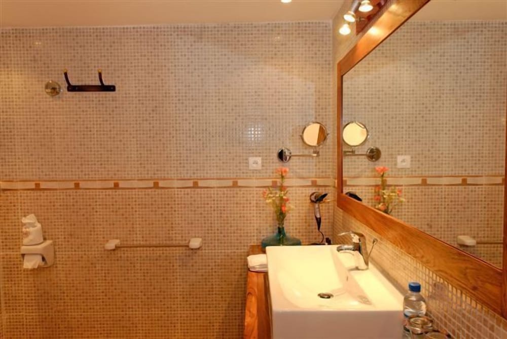 Фото Hotel Brajas