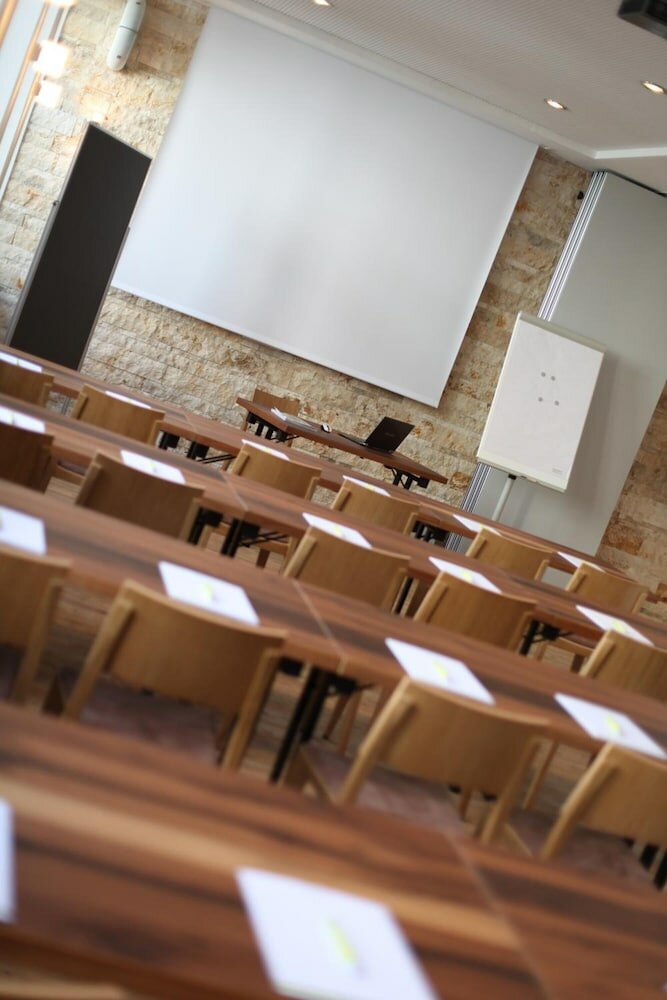 Фото RiKu Hotel Neu-Ulm