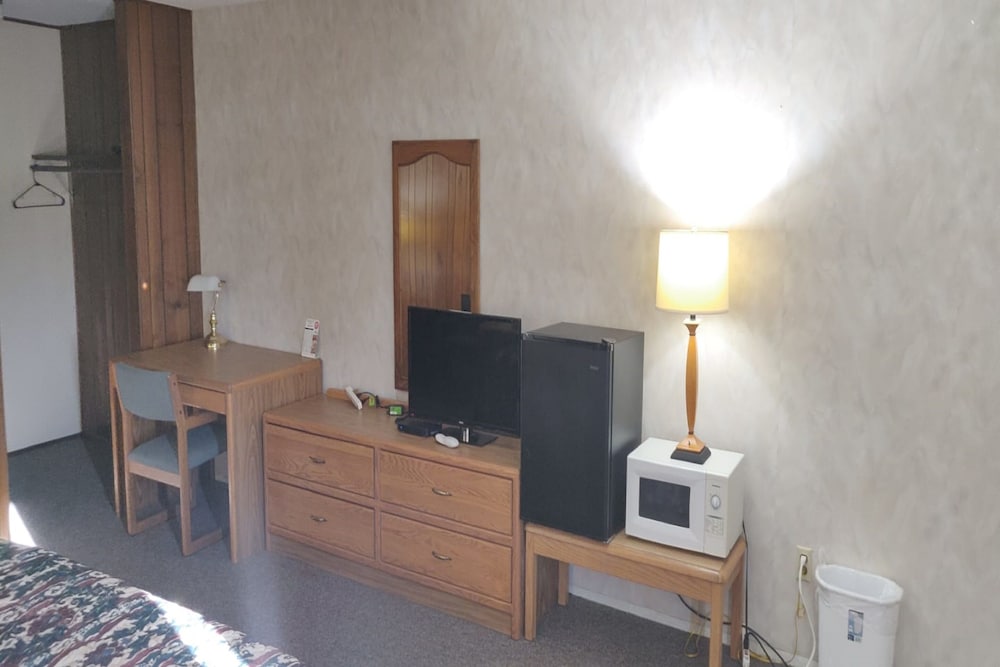 Фото Love Hotels Tomahawk by Oyo at Lake Mohawksin Wi