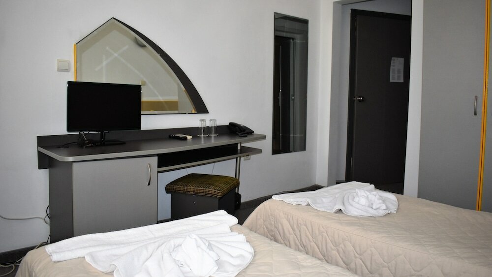 Фото Hotel Plaza Opera