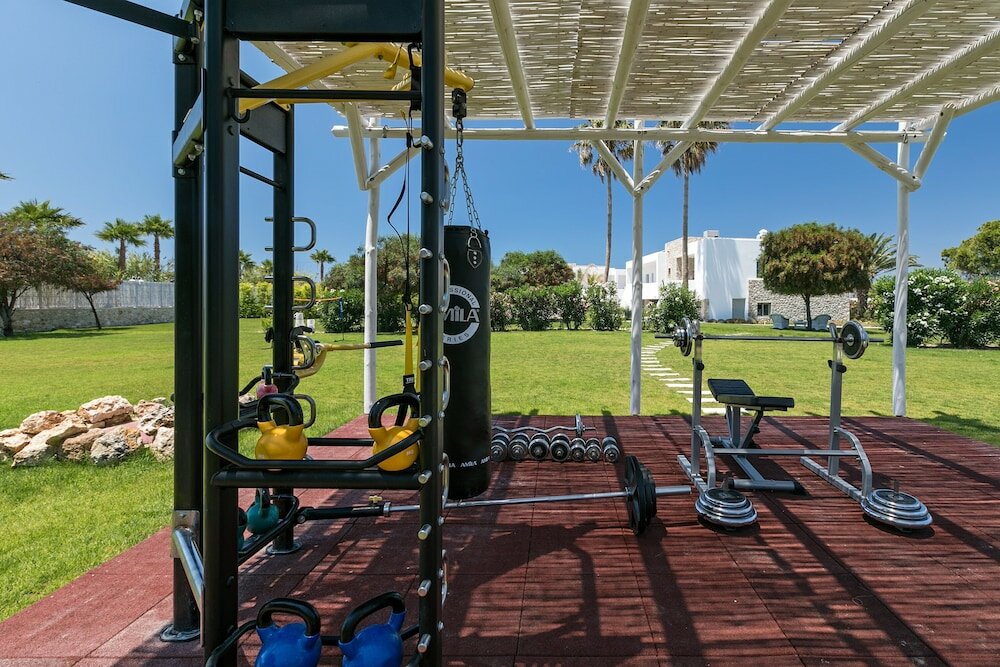 Фото White Pearls Luxury Suites - Adults Only