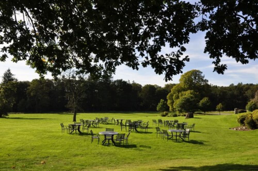 Фото Thainstone House