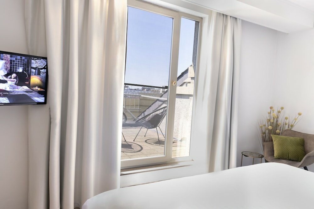 Фото 196630641374