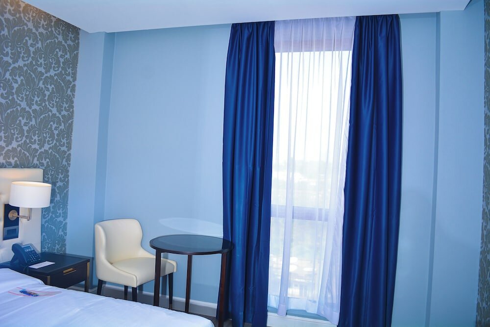 Фото Djeuga Palace