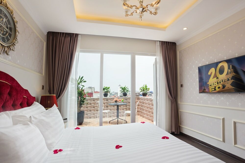 Фото Luxury Old Quarter Hotel & Gym