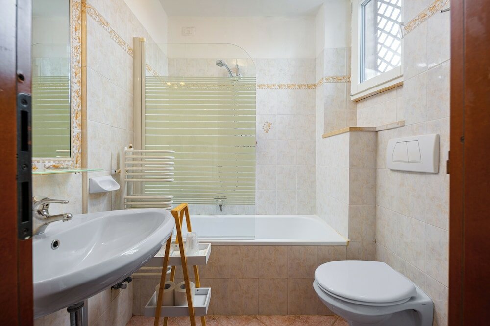 Фото Lilium Hotel