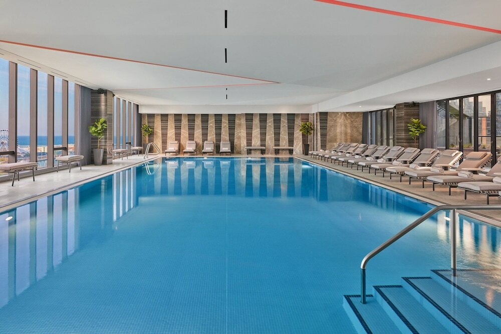 Фото The St. Regis Chicago