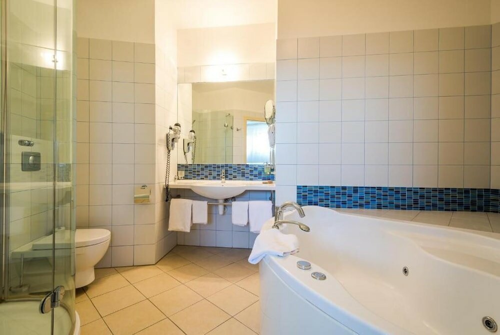 Фото Hotel Kolumbs