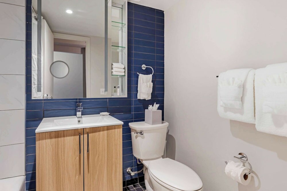 Фото Sonder The Quincy Ascend Hotel Collection