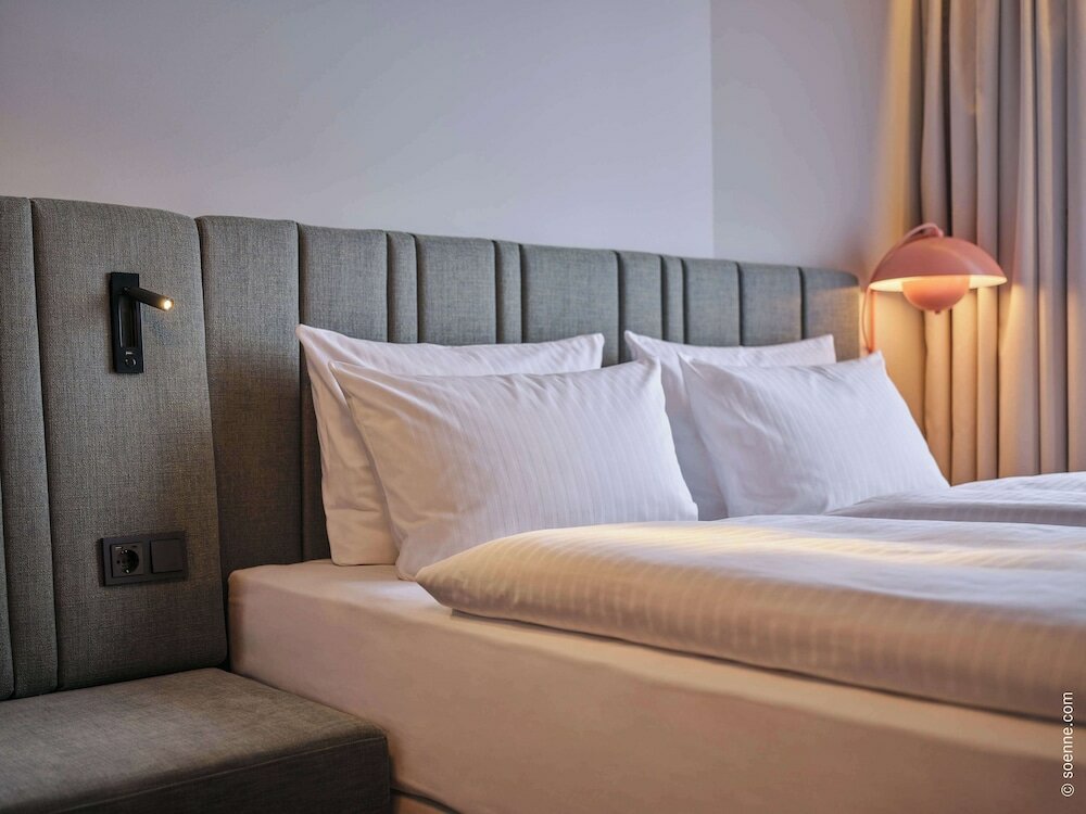 Фото Dorint Hotel Bonn