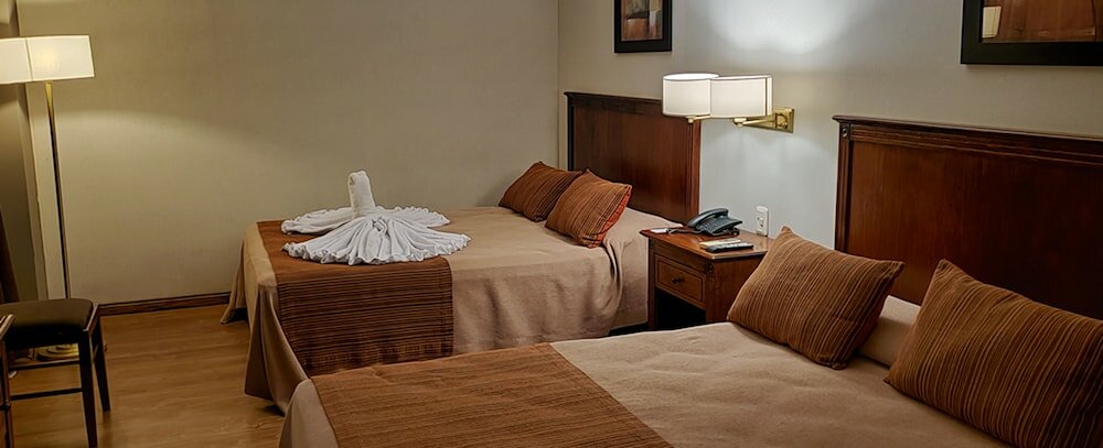 Фото Howard Johnson by Wyndham San Pedro