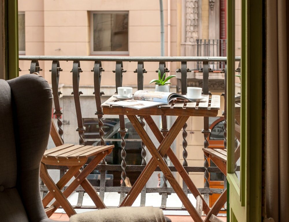 Фото Mihlton Barcelona Boutique B&b