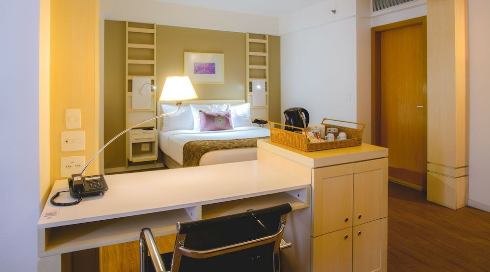 Фото Comfort Suites Alphaville