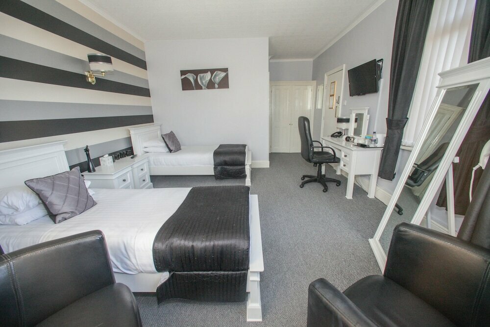 Hotel Tower House Executive Guest House, England, photo