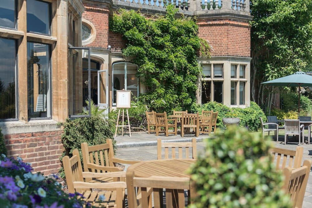 Фото Warren House