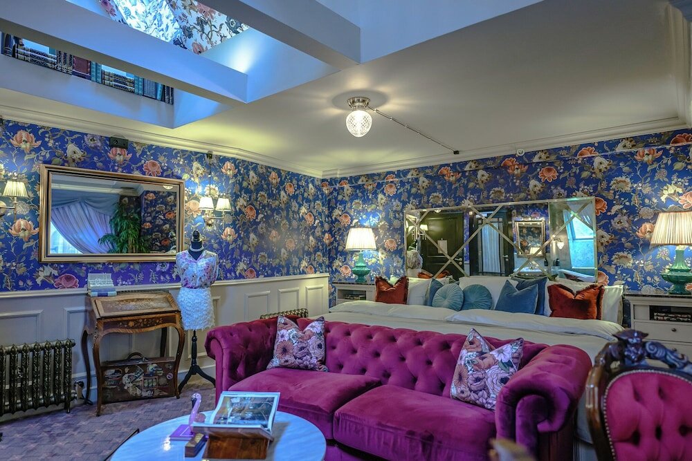 Фото Hotel Charmante