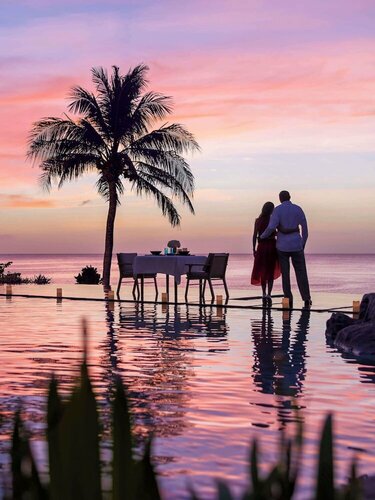 Гостиница Dusit Thani Guam Resort в Гуаме