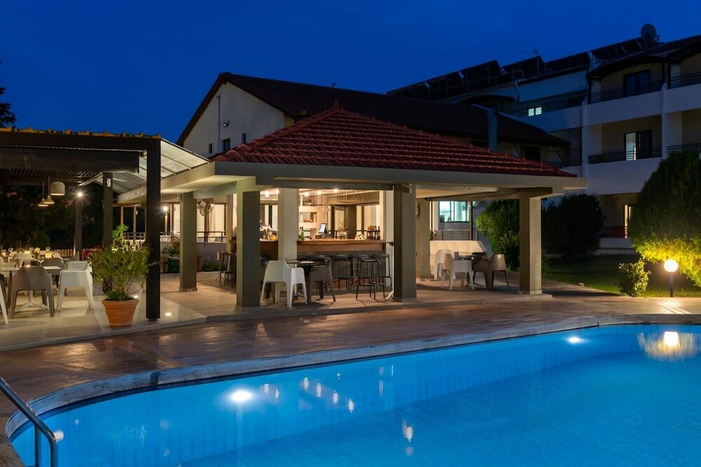 Фото Matoula Beach Hotel