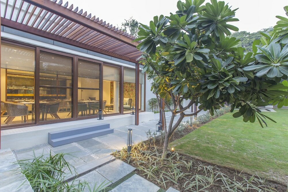 Фото The Manor New Delhi