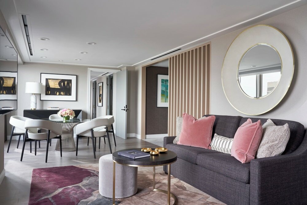 Фото Four Seasons Hotel San Francisco at Embarcadero