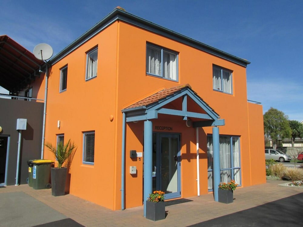 Фото Addington Court Motel