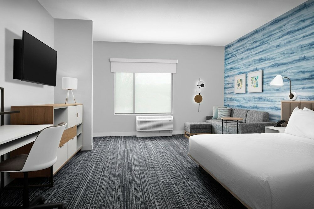 Фото TownePlace Suites Jacksonville Airport