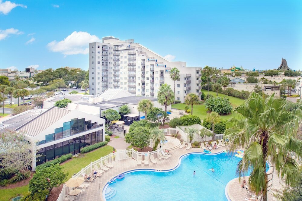 Фото Enclave Hotel & Suites Orlando, a staySky Hotel & Resort