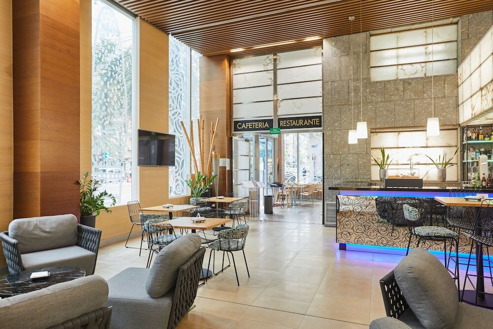 Фото Hotel Silken Puerta de Valencia