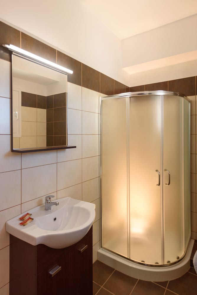 Фото Elpidis Villa