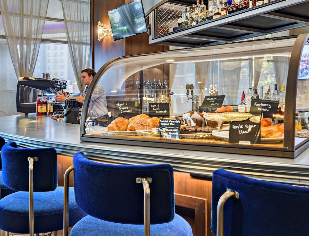 Фото The Grove Hotel