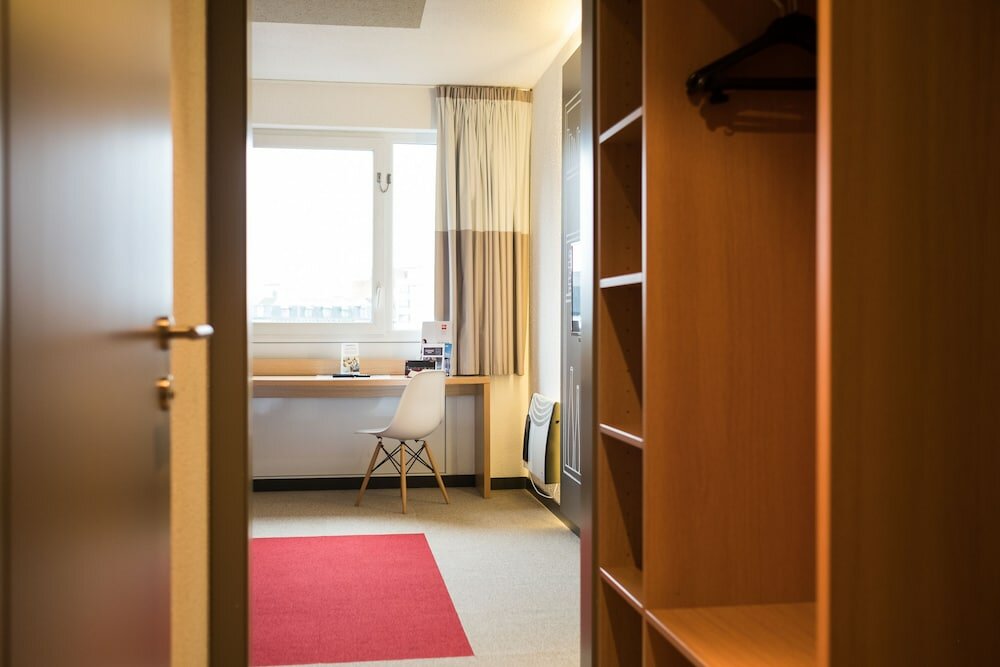 Фото B&b Hotel Mons Gare