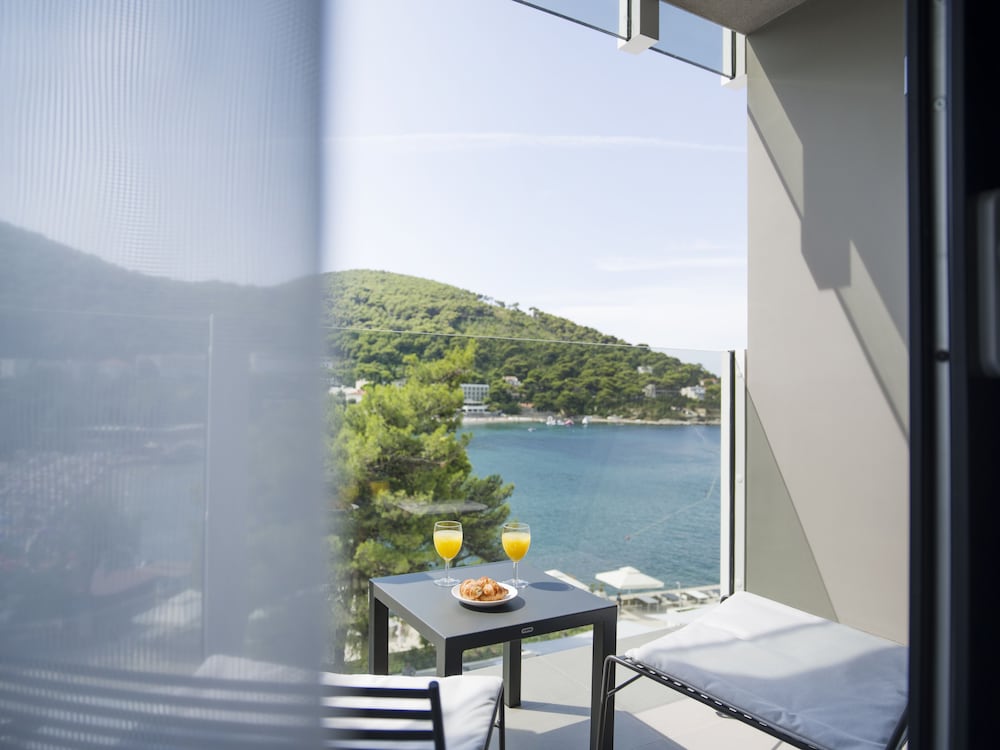 Фото Hotel Kompas